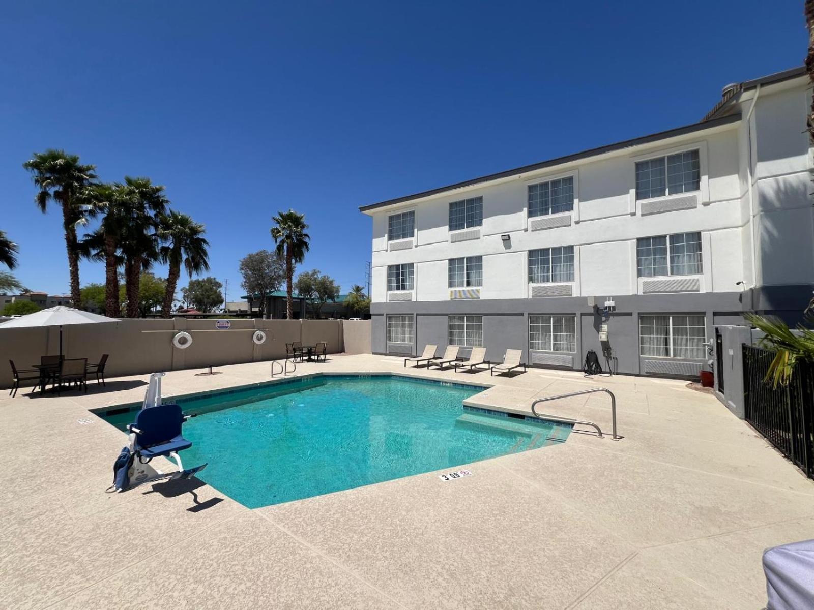 Garner Hotel By Ihg Glendale Peoria - Surprise Exterior foto
