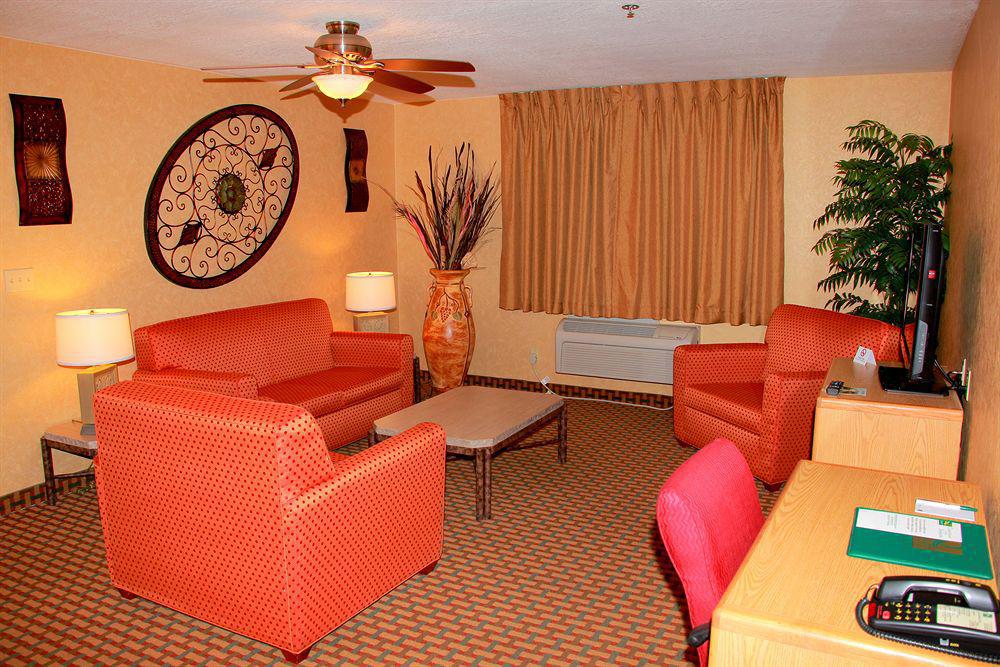 Garner Hotel By Ihg Glendale Peoria - Surprise Exterior foto